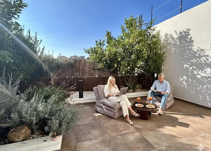 Casa Limone - With Private Courtyard Apartment